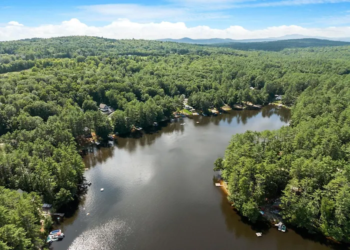 Belleau Lake Escape