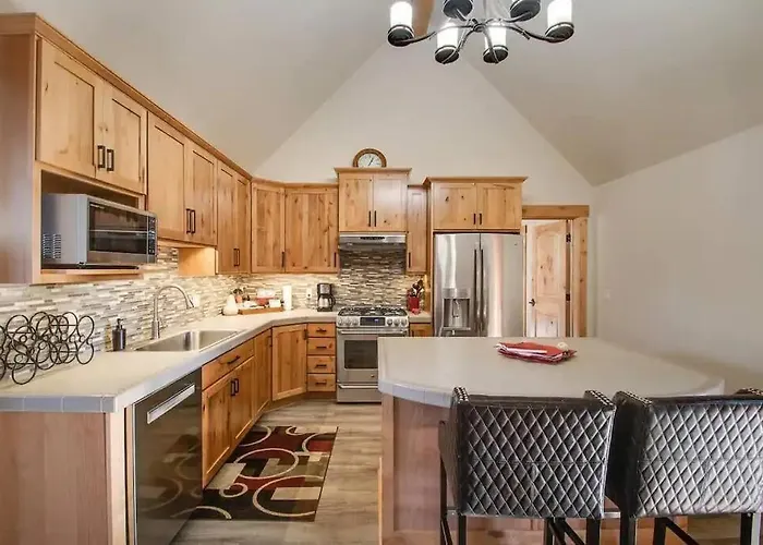 Mountain View Chalet Getaway 5 Min To Town
