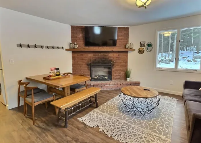 Bearhaus Central Ac, Huge Hot Tub, Awesome Firepit