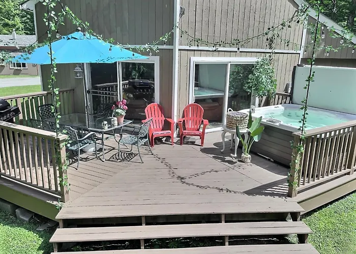 Bearvaria Ac, Hot Tub, Fire Pit Grill, Frisbeegolf
