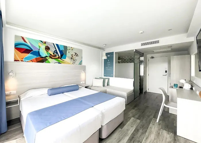 Surfing Colors Hotel&s