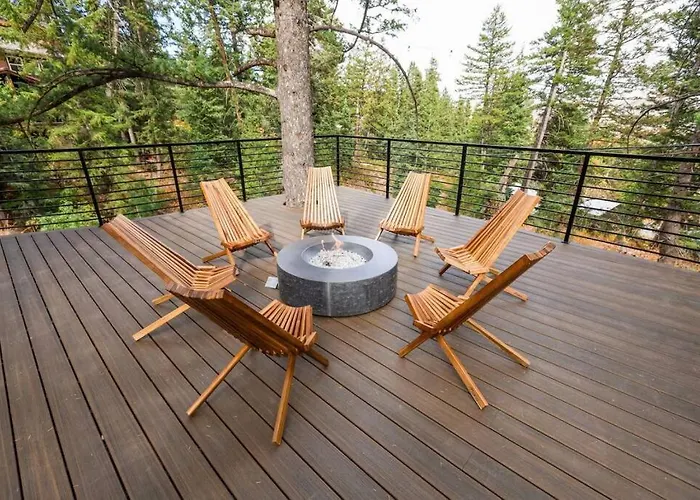 Park City Pines Retreat Sleeps 22!