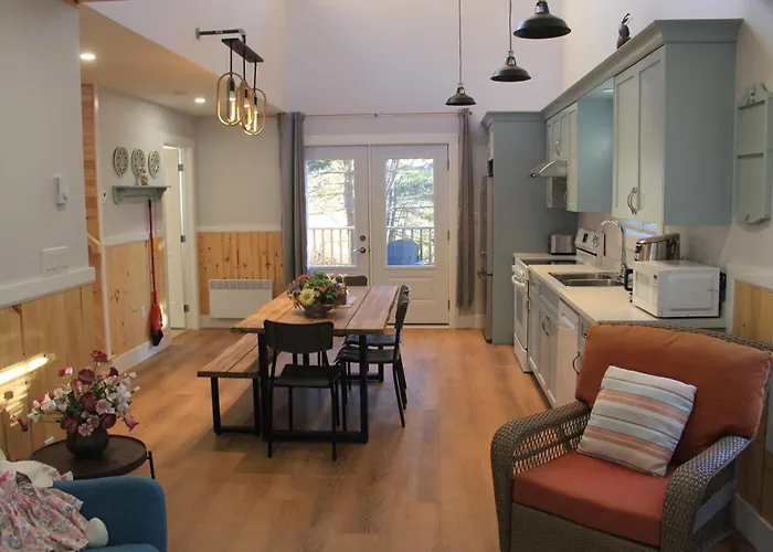 Avonlea Forest Hill Cottages