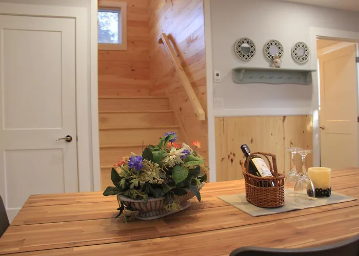 Avonlea Forest Hill Cottages