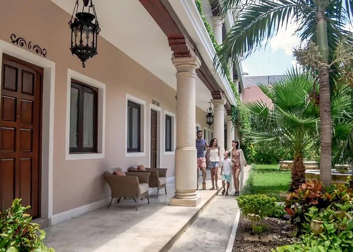  Casa Lucia Boutique
