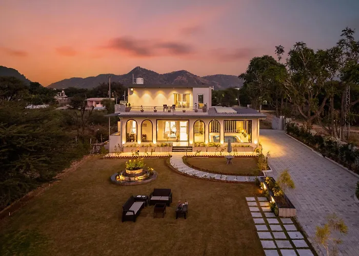 Elivaas Jamun Farm 2Bhk With Pool