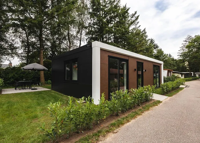 Tiny House 'De Dennenhut'