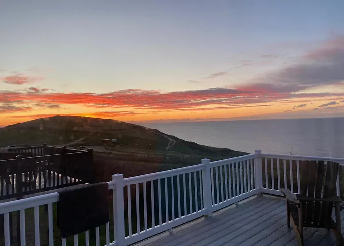 Seaview Sleeps 4To6 Pet Friendly Parking