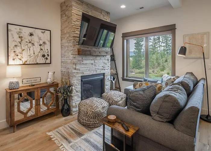 Great Location Near Pool With Suncadia Pool Access