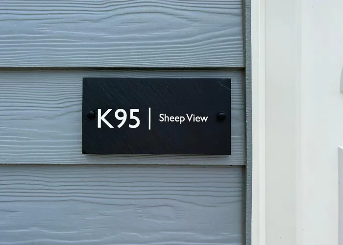 Sheep View Chalet - K95