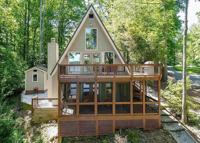 Cozy 3Br Cabin With Lake View In Dawsonville