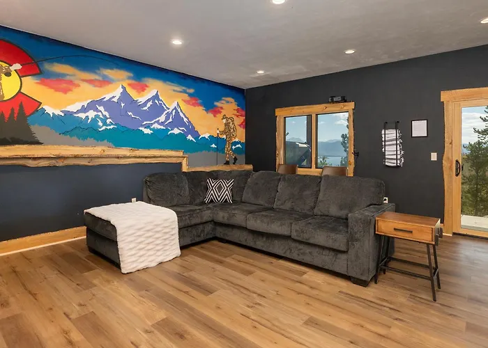 Luxurious Chalet - Epic Views, Hot Tub, Gym, Game Room, & 4K Projector In Grand Lake