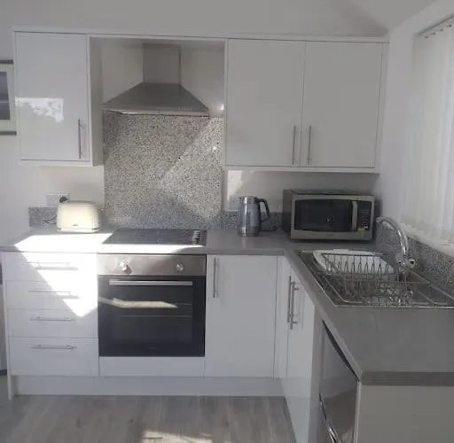 Lanarth Chalet In Hayle Cornwall