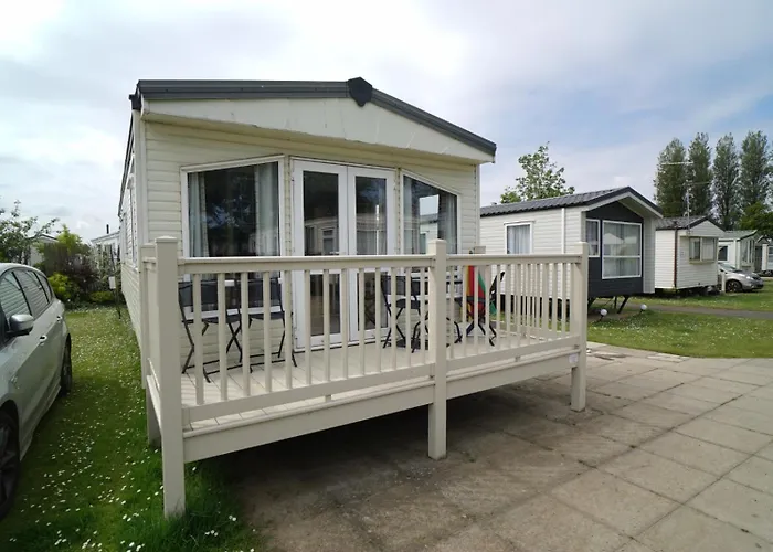 Cozy Hunstanton Caravan Sleeps 8 Pets Go Free