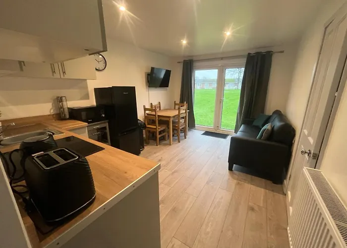 Mulberry Holiday Home