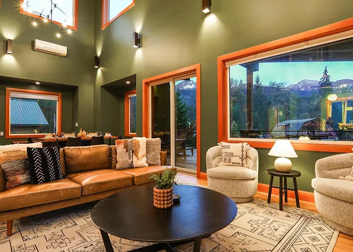 Whistler Peak Lodge