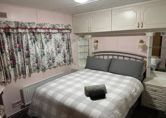 Huntersfield Chalet