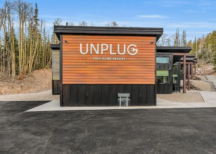 Tiny Cabin Getaway, Unplug #6