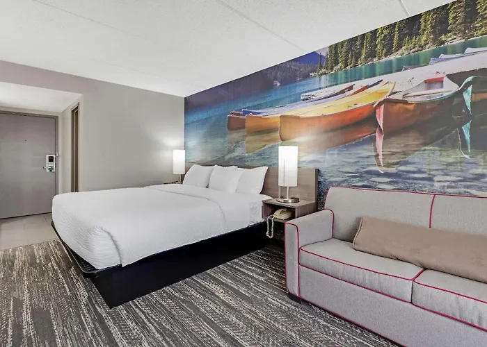Clarion Pointe Near Erie Casino