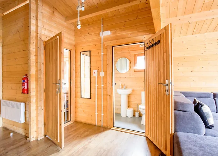The Baltic Cabin - Cains Brewery Village