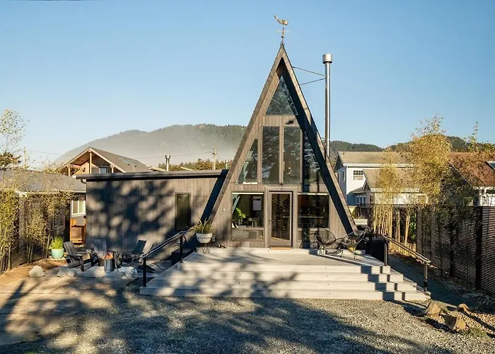 Shadow Peak A-Frame By Oregon Coast Modern