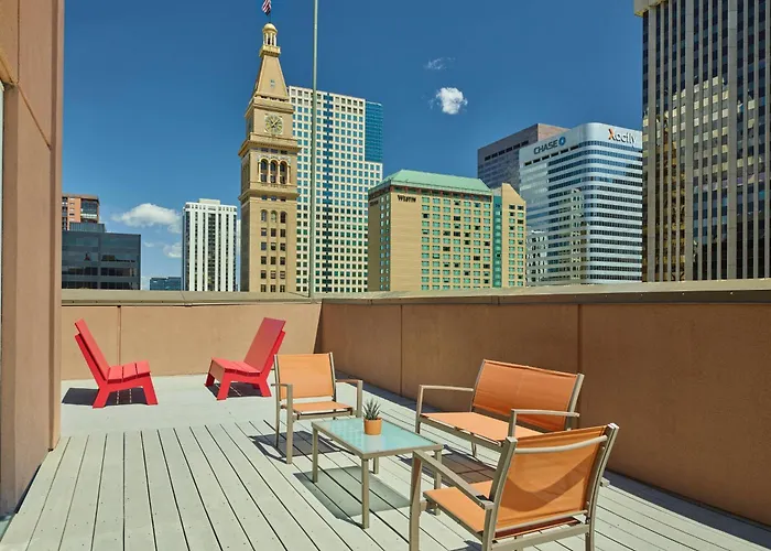 Courtyard By Marriott Denver Downtown