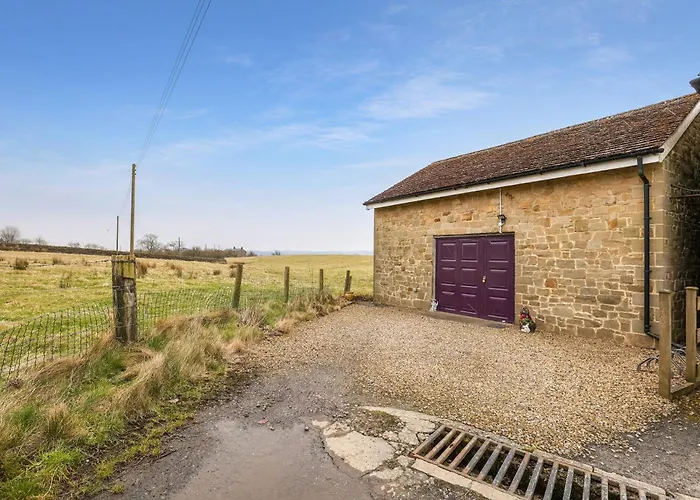 Hill House Hideaway - North East Escapes