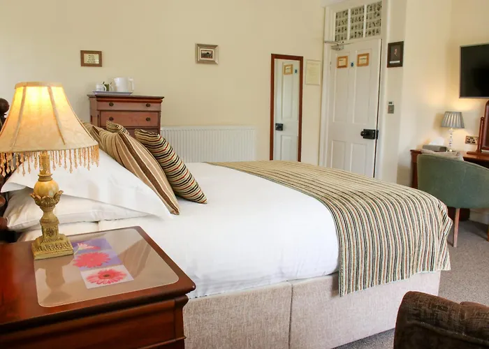 Rollestone Manor B&B And Restaurant