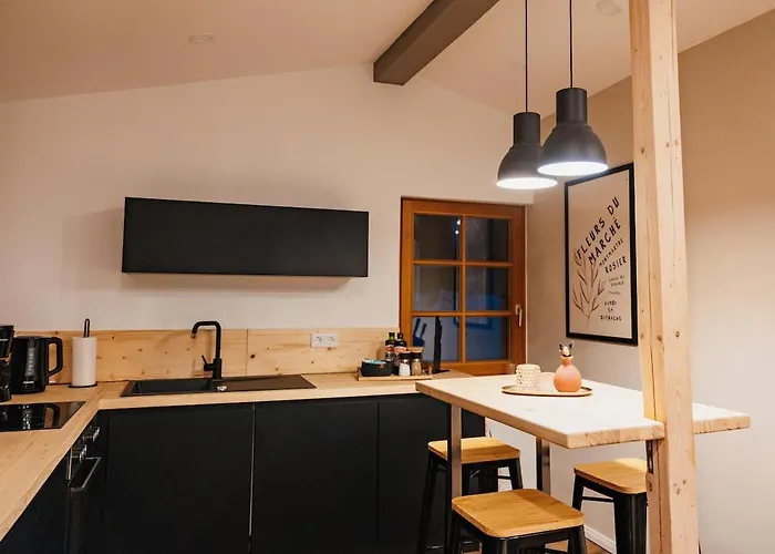 Lodge Mit Sauna & Seeblick Fuer Naturliebhaber