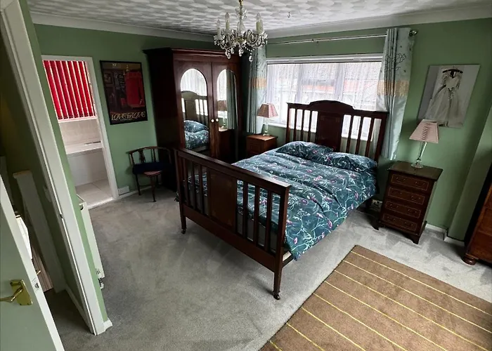 Springfield Oaks Cottage