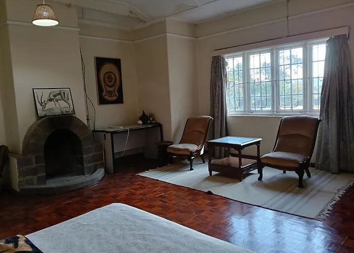 Leleshwa Homestead Cottage - Mweiga
