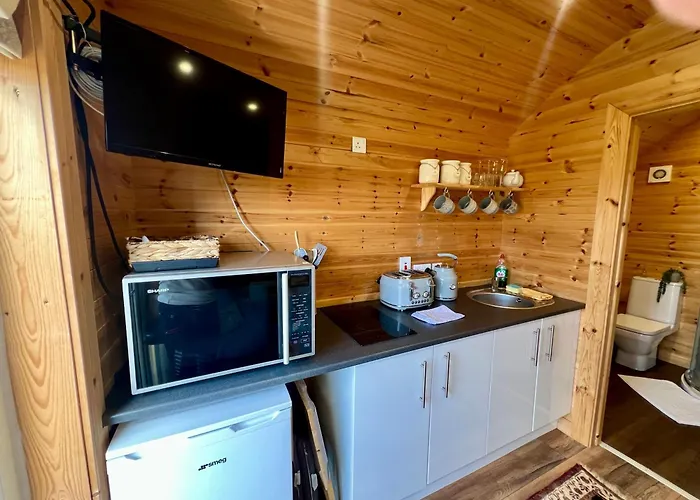 A Unique & Tranquil Smallholding Retreat