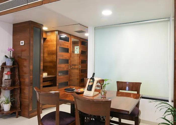 Hotel with Tennis: The Orchid Hotel Hinjewadi Pune