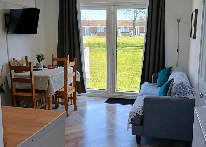 Mulberry Holiday Home