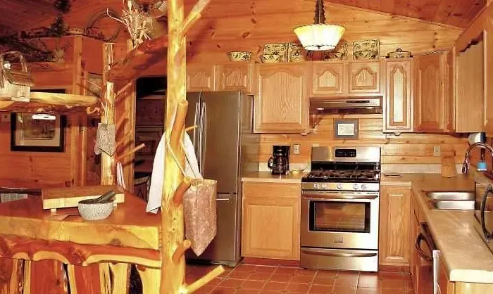 Enchanted Cottage With Hot Tub