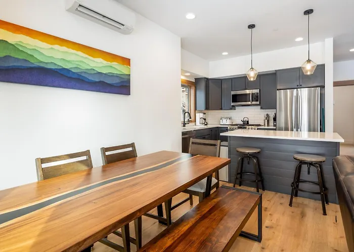 Great Location Near Pool With Suncadia Pool Access