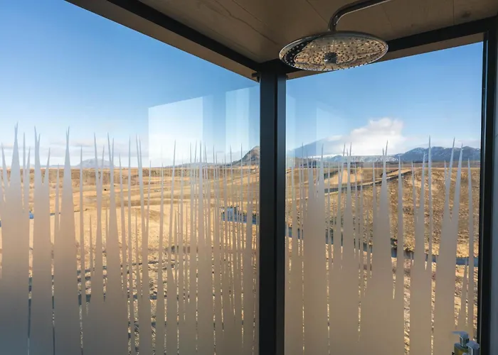 Glacial Glass Cabin