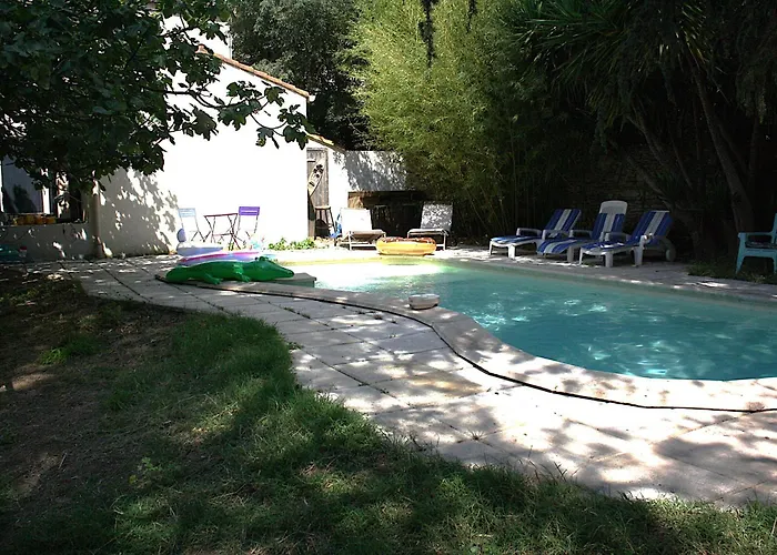 Chalet 1 En Bois Avec Acces Piscine