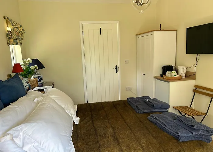 Giffords Hall Garden Room