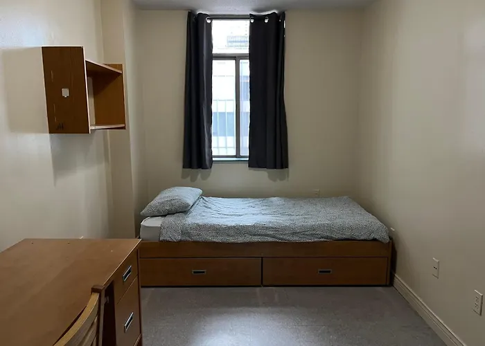 Neill Wycik Hostel