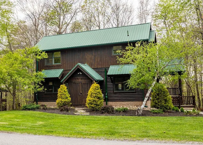 Log Chalet W Hot Tub & Bbq Grill
