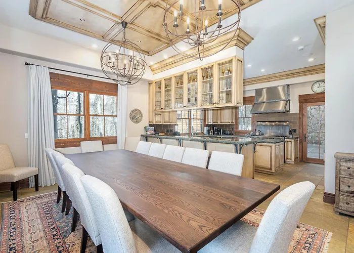 Country Club Estate By Exceptional Stays