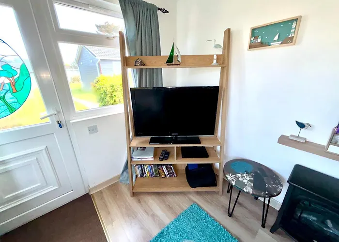 5 Berth Chalet Holiday Apartment In Cornwall