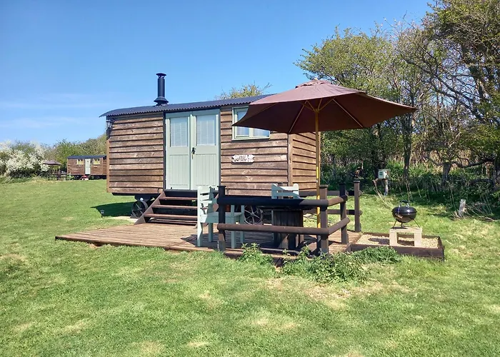 Under The Stars Shepherds Huts At Harbors Lake