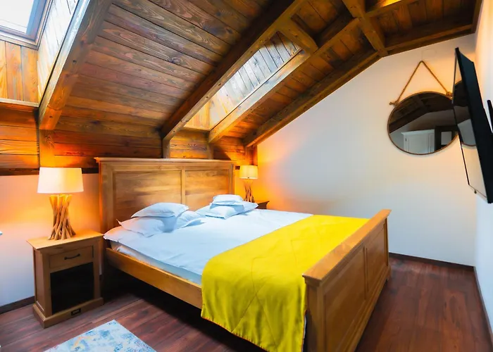 KABAN BOUTIQUE - 5Star Central Villa in Vatra Dornei