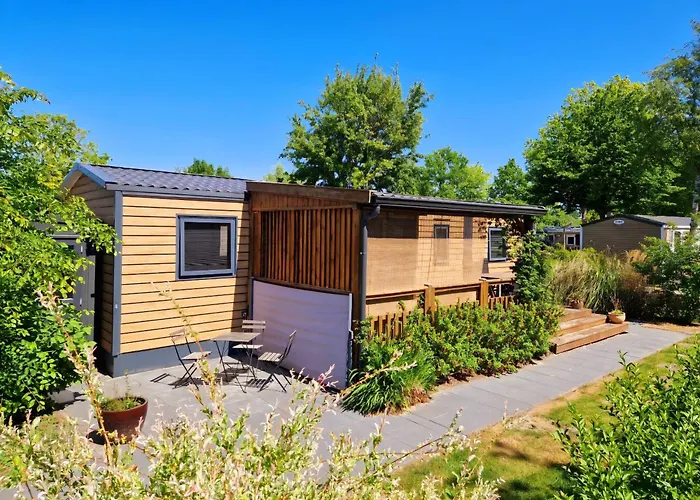 Chalet Cozy Cove te Lauwersoog,1-6 Pers, 3 Schlafzimmer, 2 Badezimmer, 55m2!