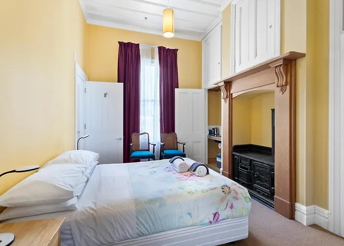 The Hostels Verandahs Parkside Lodge