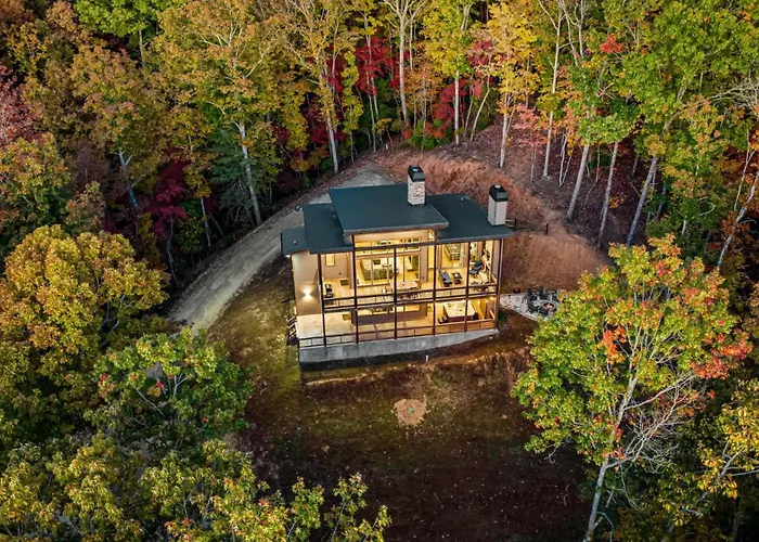 Honeysuckle Chalet - Luxe Mountain Chalet - Hot Tub, Wi-Fi, Pool Table, Party Deck, Fire Pit - 15 Mins To Blue Ridge!
