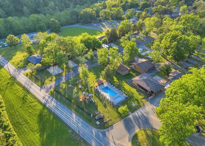 Cozy Log Cabin Retreat Pigeon Forge Tn