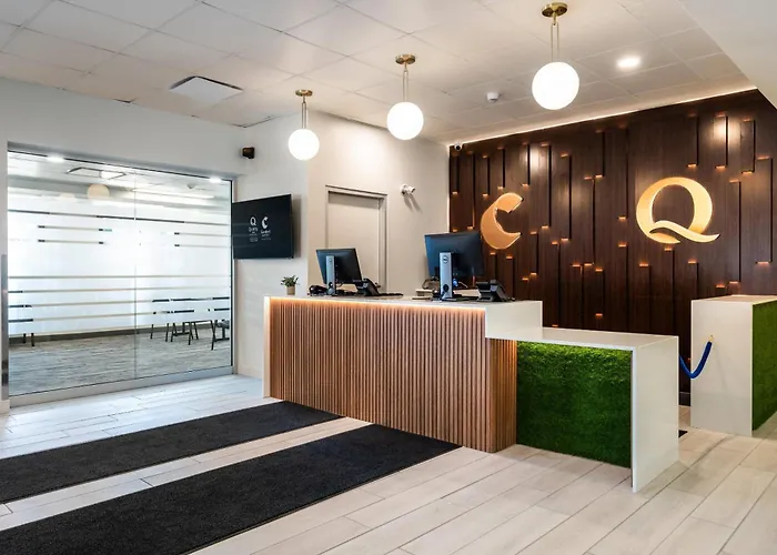 Comfort Suites Kingston Central
